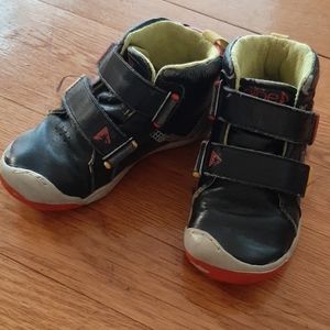 Black toddlers sneakers